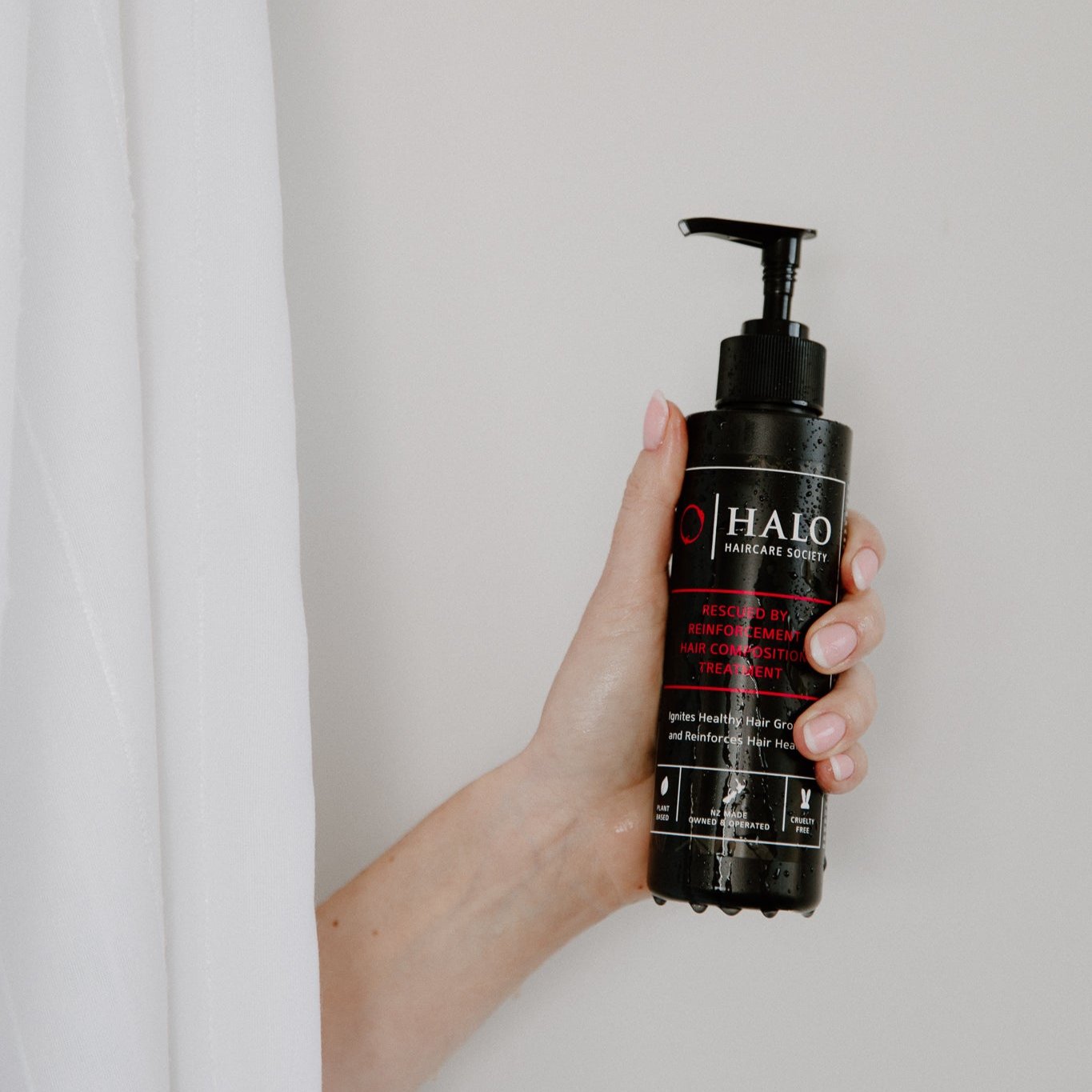 Soothe a irritated scalp with a plant-based treatment