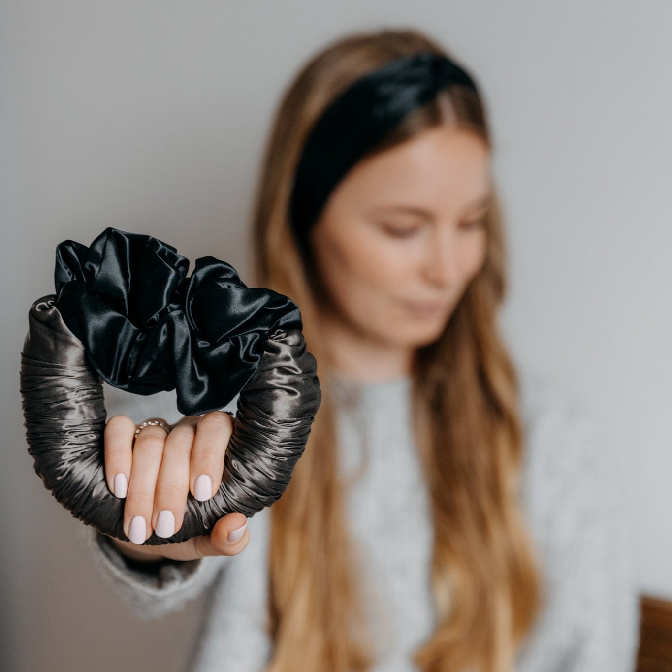 Mulberry silk hair curlers