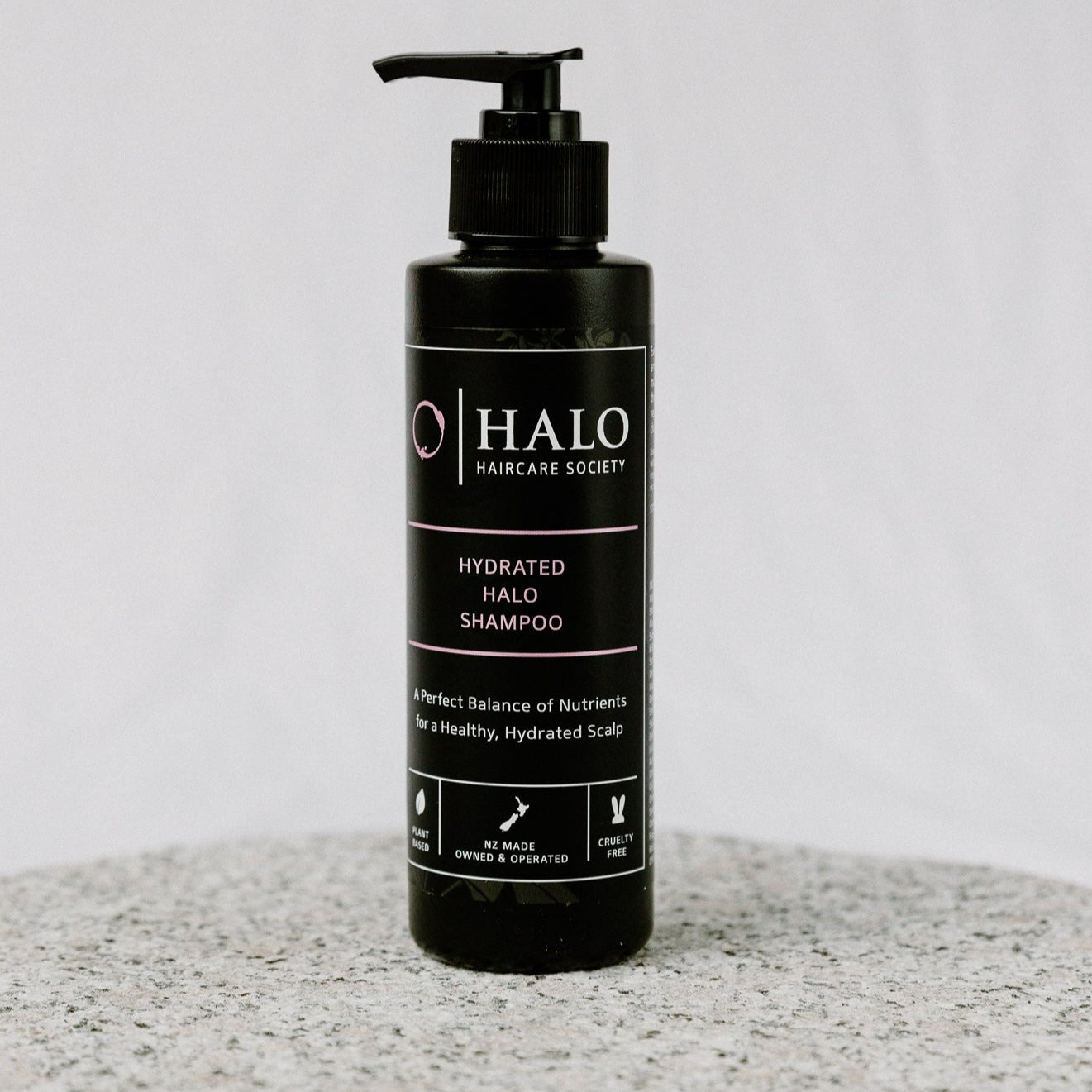 Hydrated Halo Shampoo adds hydration and nourishment to your scalps skin barrier providing a healthy environment to grow your hair healthy, hydrated and shiny.