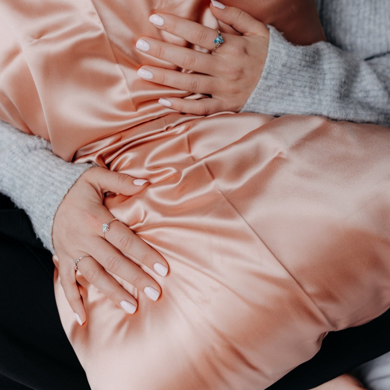 100% mulberry silk pillowcase in rose gold