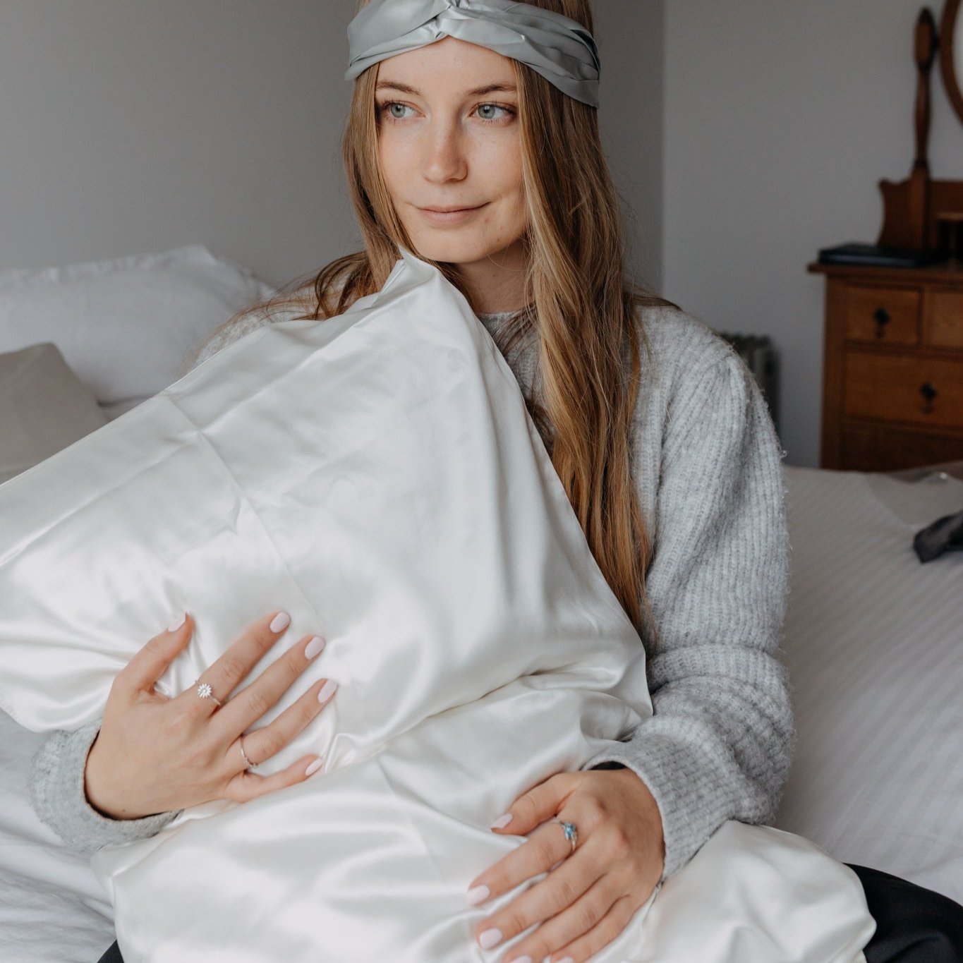 ivory high quality silk pillowcase
