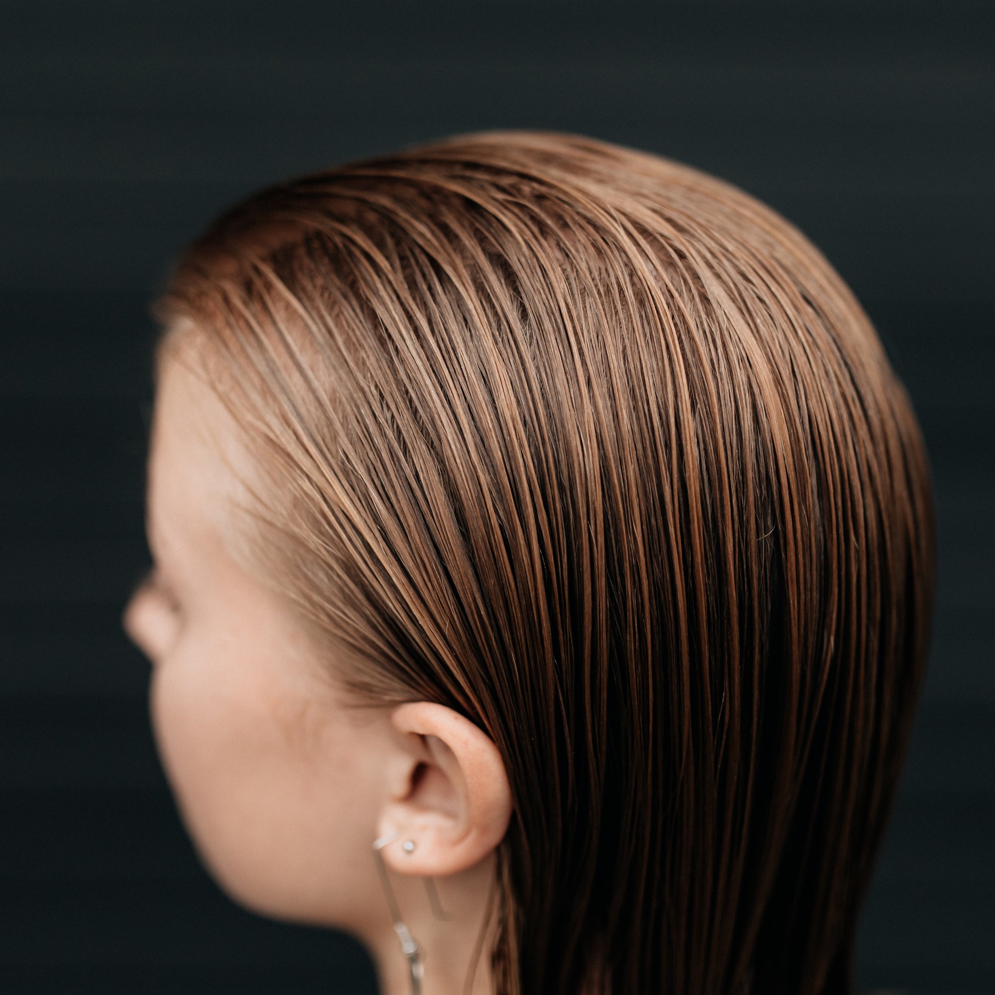 Suited to fine to medium density hair or after a chemical service that needs extra strength and moisture. This is your ultimate strengthening conditioner. Giving body, shine and flexibility , with pH cohesive to your hair it helps to contract your cuticle for a flawless finish and  to lock in the essential ingredients for healthy, strong hair. 