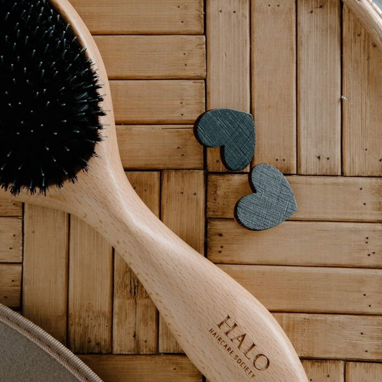 Stimulate Growth, Smooth hair and add shine with our salon quality hairbrush